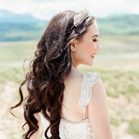 Crown - Picture 4 of 4